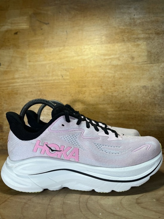Hoka One One Shoes - Hoka One One Clifton 10 REFLECTIVE Womens Size 7.5 Running Shoes Sneakers Pink